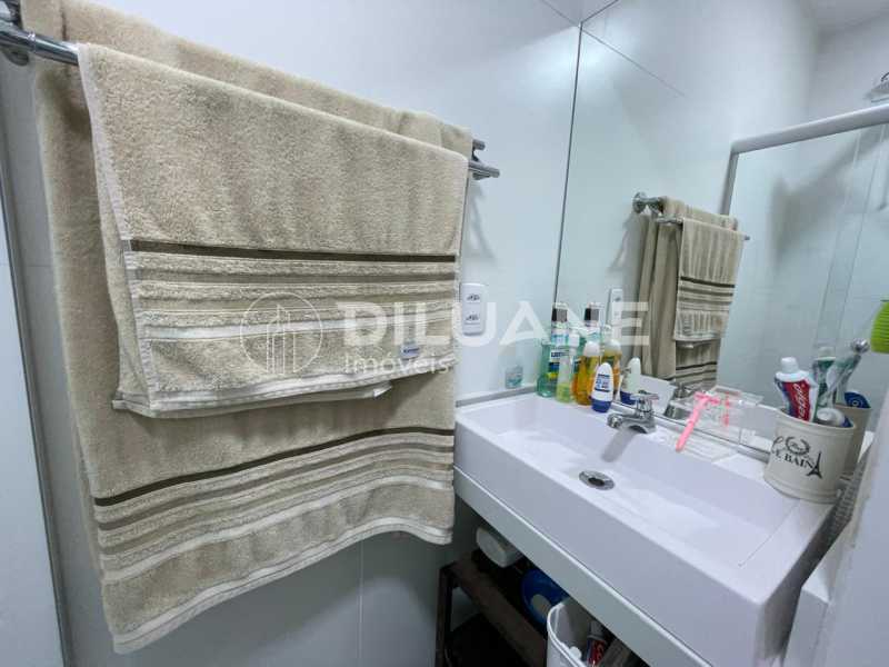 Apartamento à venda com 3 quartos, 84m² - Foto 22