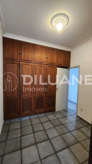 Apartamento à venda com 3 quartos, 130m² - Foto 8