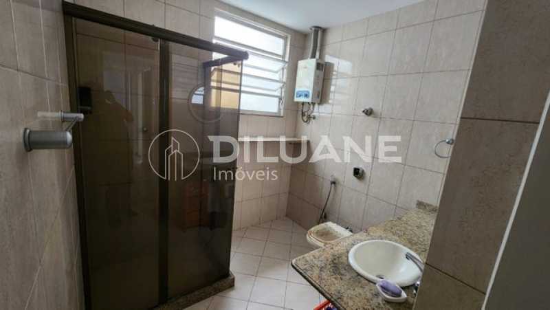 Apartamento à venda com 3 quartos, 130m² - Foto 13