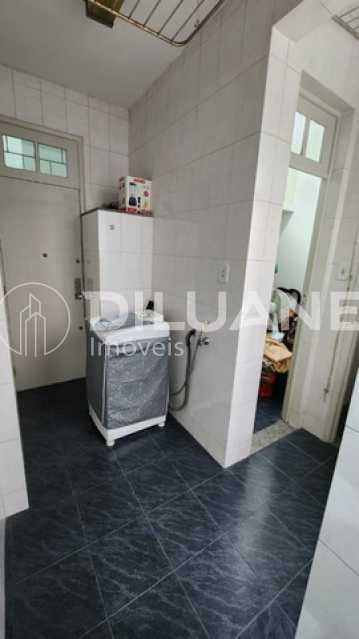 Apartamento à venda com 3 quartos, 130m² - Foto 18