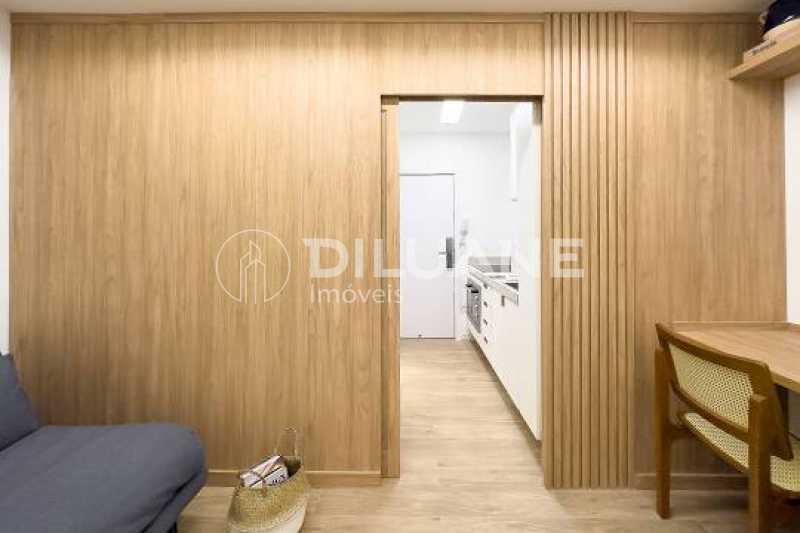 Apartamento à venda com 1 quarto, 30m² - Foto 11