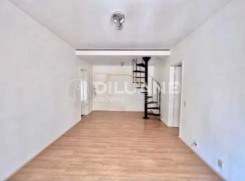 Cobertura à venda com 1 quarto, 118m² - Foto 2