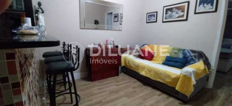 Apartamento à venda com 1 quarto, 38m² - Foto 7