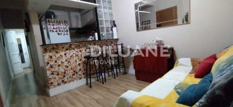 Apartamento à venda com 1 quarto, 38m² - Foto 2