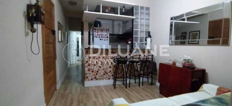 Apartamento à venda com 1 quarto, 38m² - Foto 1