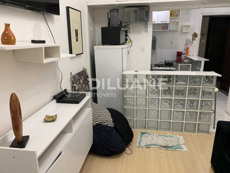 Apartamento à venda com 1 quarto, 37m² - Foto 4