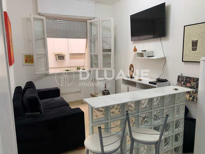 Apartamento à venda com 1 quarto, 37m² - Foto 1