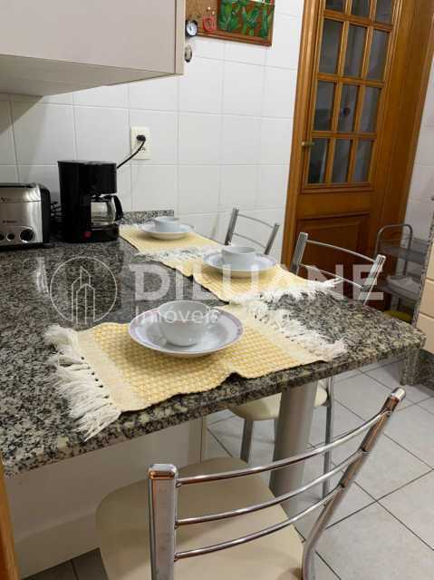 Apartamento à venda com 2 quartos, 100m² - Foto 30