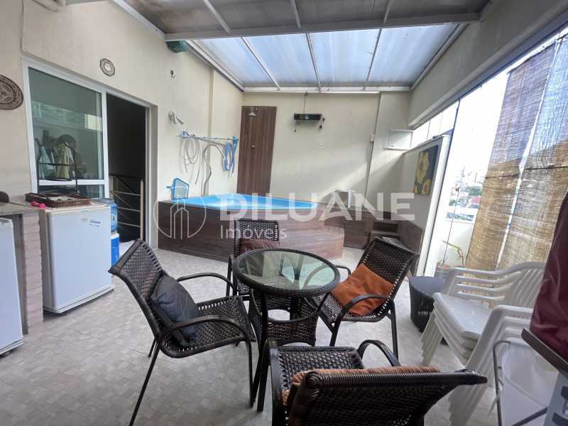 Cobertura à venda com 3 quartos, 150m² - Foto 19