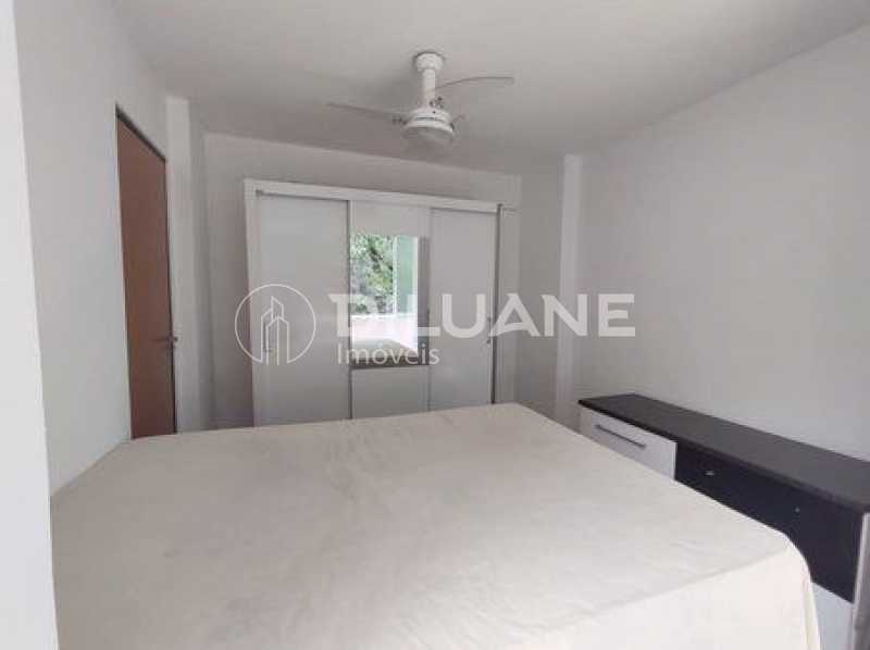 Apartamento à venda com 3 quartos, 87m² - Foto 10