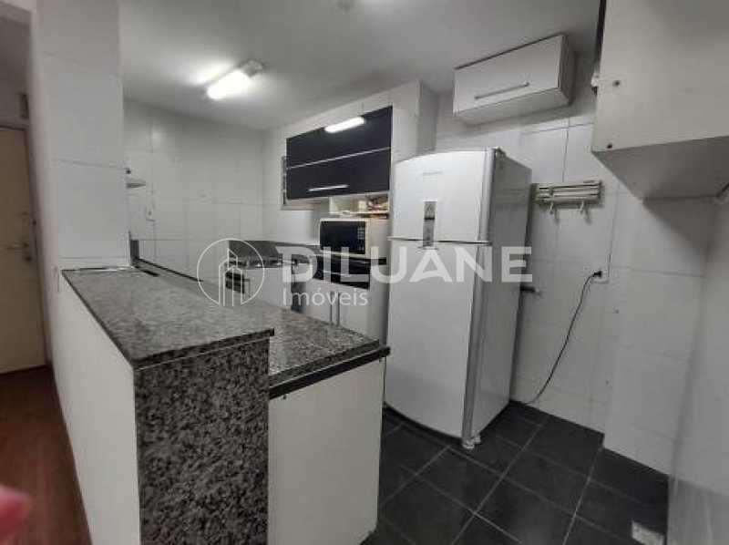 Apartamento à venda com 3 quartos, 87m² - Foto 15