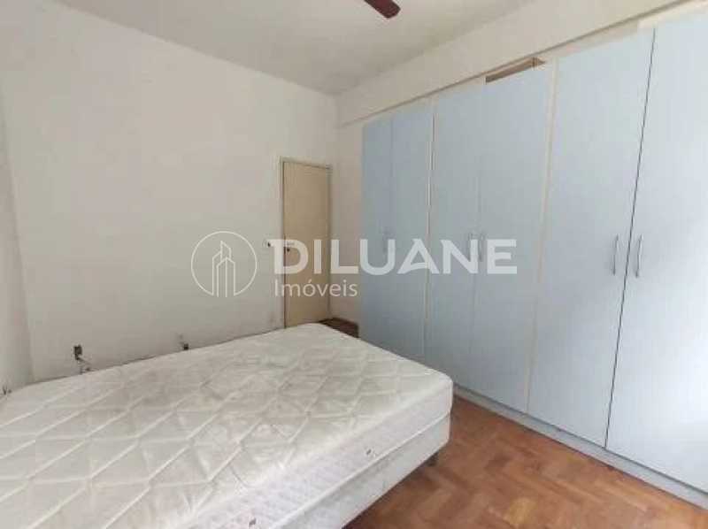 Apartamento à venda com 3 quartos, 87m² - Foto 17