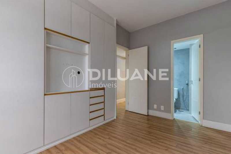 Apartamento à venda com 3 quartos, 115m² - Foto 16