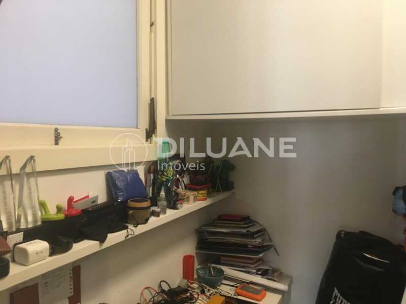 Apartamento à venda com 3 quartos, 90m² - Foto 22