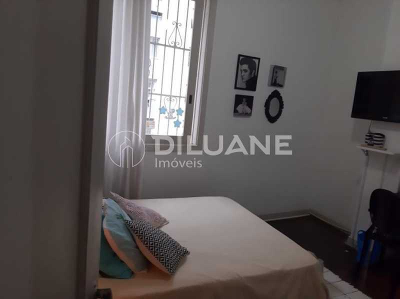 Apartamento à venda com 2 quartos, 68m² - Foto 5