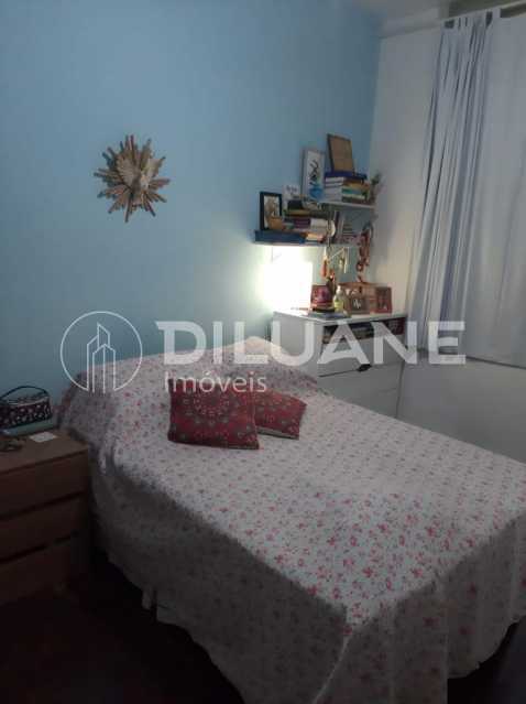 Apartamento à venda com 2 quartos, 68m² - Foto 15