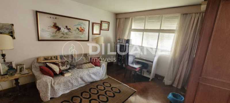 Apartamento à venda com 3 quartos, 149m² - Foto 29