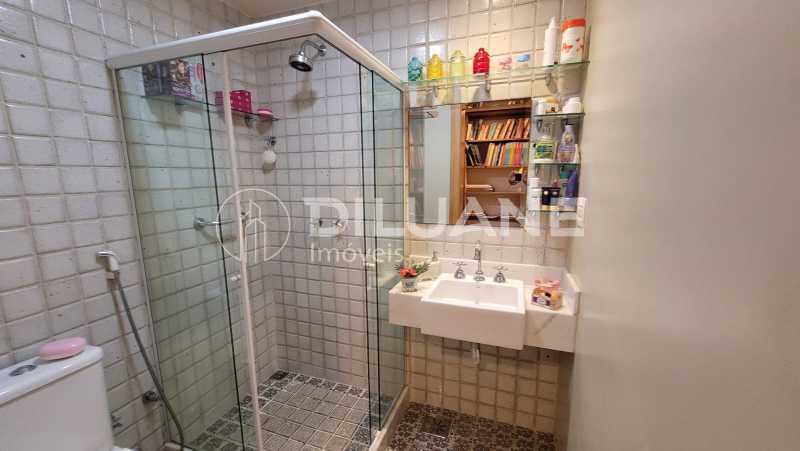 Apartamento à venda com 4 quartos, 160m² - Foto 28