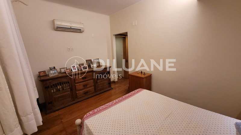 Apartamento à venda com 4 quartos, 160m² - Foto 33