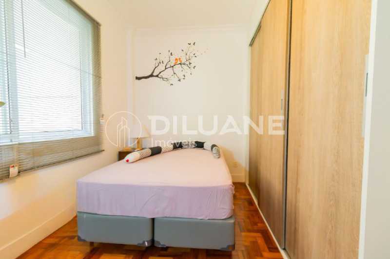 Apartamento à venda com 2 quartos, 60m² - Foto 7