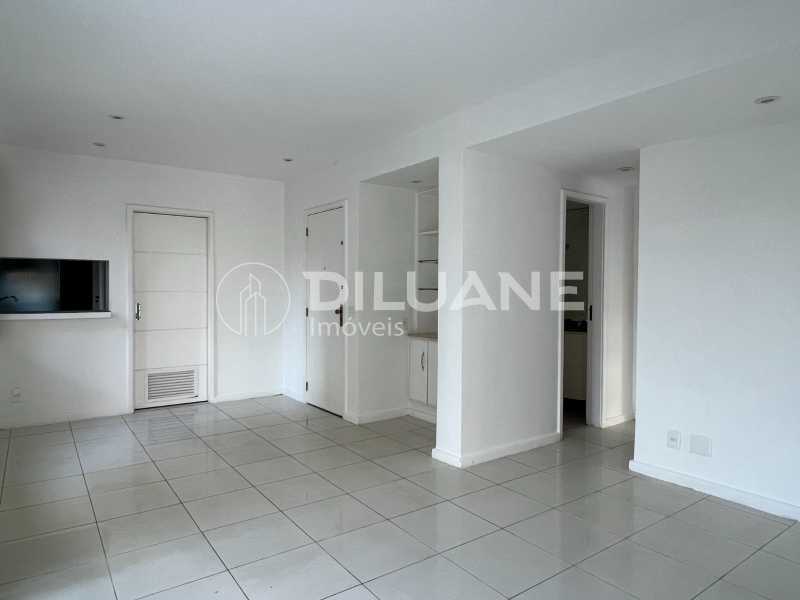 Apartamento à venda com 2 quartos, 99m² - Foto 16