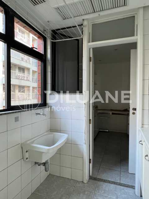 Apartamento à venda com 2 quartos, 99m² - Foto 17