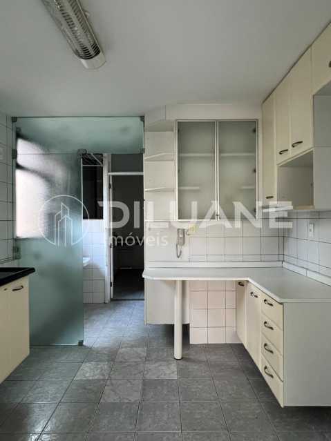 Apartamento à venda com 2 quartos, 99m² - Foto 24