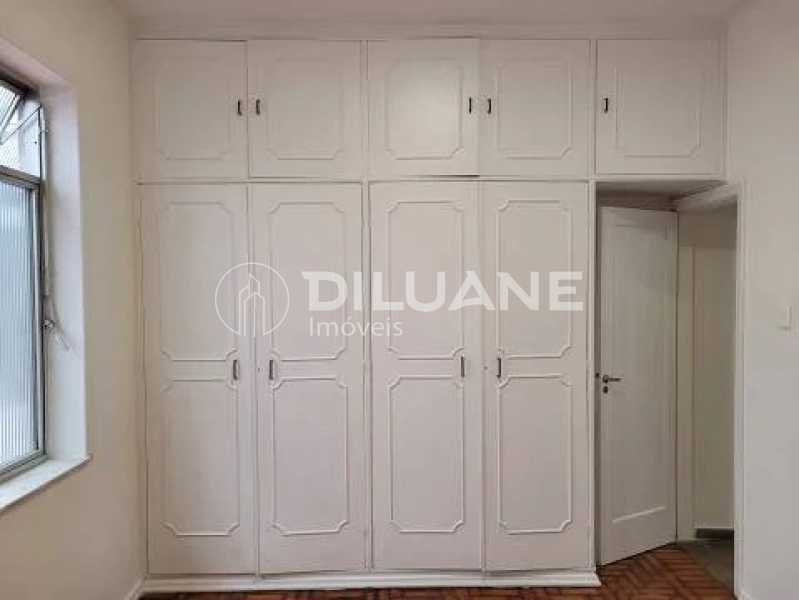 Apartamento à venda com 2 quartos, 95m² - Foto 9