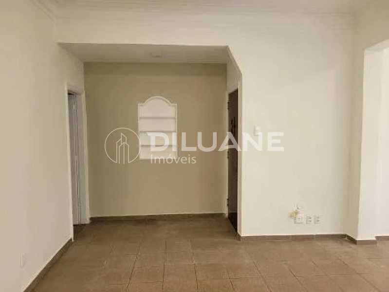 Apartamento à venda com 2 quartos, 95m² - Foto 15