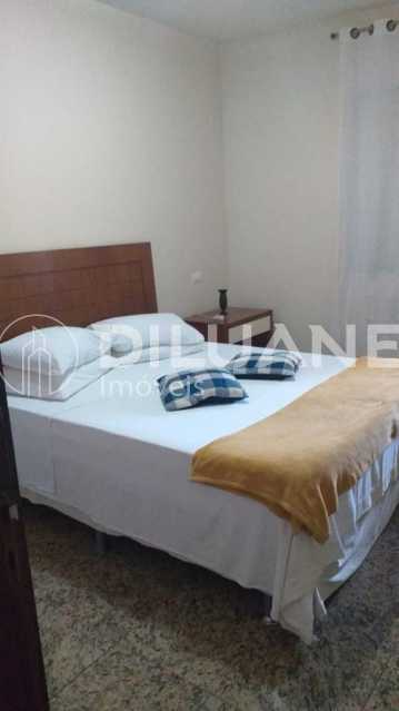 Apartamento à venda com 1 quarto, 57m² - Foto 17