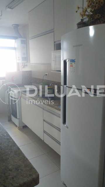 Apartamento à venda com 1 quarto, 57m² - Foto 9