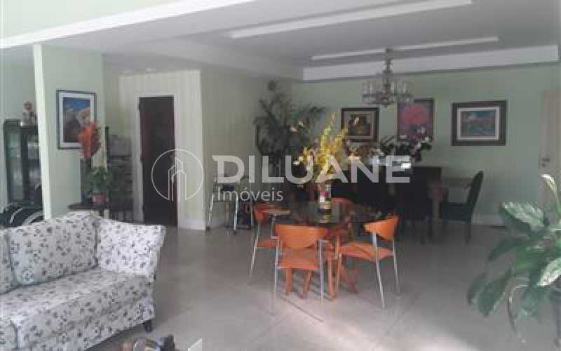 Apartamento à venda com 4 quartos, 238m² - Foto 19