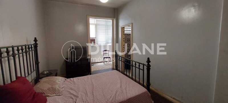 Apartamento à venda com 2 quartos, 171m² - Foto 12