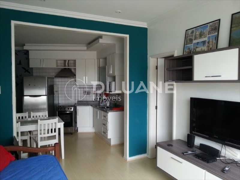 Apartamento à venda com 1 quarto, 48m² - Foto 2