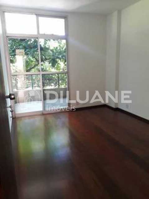 Apartamento à venda com 3 quartos, 130m² - Foto 7