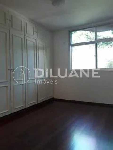 Apartamento à venda com 3 quartos, 130m² - Foto 10