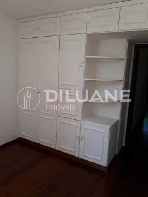 Apartamento à venda com 3 quartos, 130m² - Foto 12