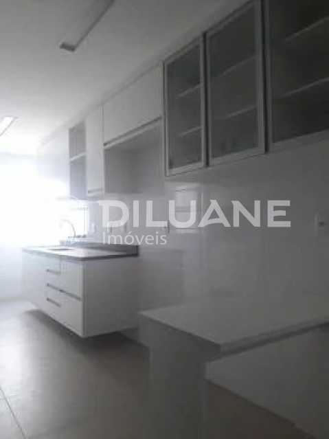 Apartamento à venda com 3 quartos, 130m² - Foto 16