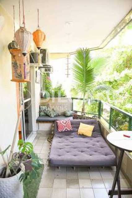 Apartamento à venda com 3 quartos, 130m² - Foto 1