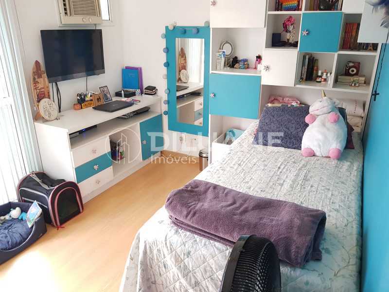 Apartamento à venda com 2 quartos, 110m² - Foto 23