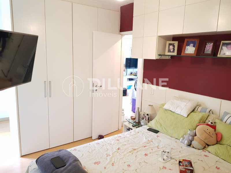 Apartamento à venda com 2 quartos, 110m² - Foto 27