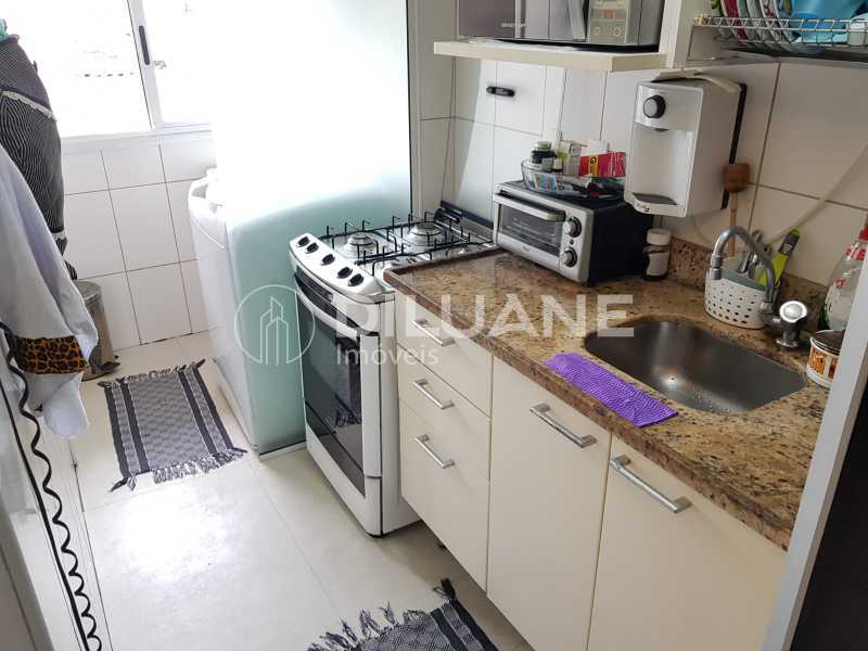 Apartamento à venda com 2 quartos, 110m² - Foto 29