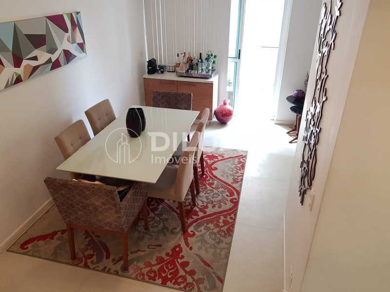 Apartamento à venda com 2 quartos, 110m² - Foto 6