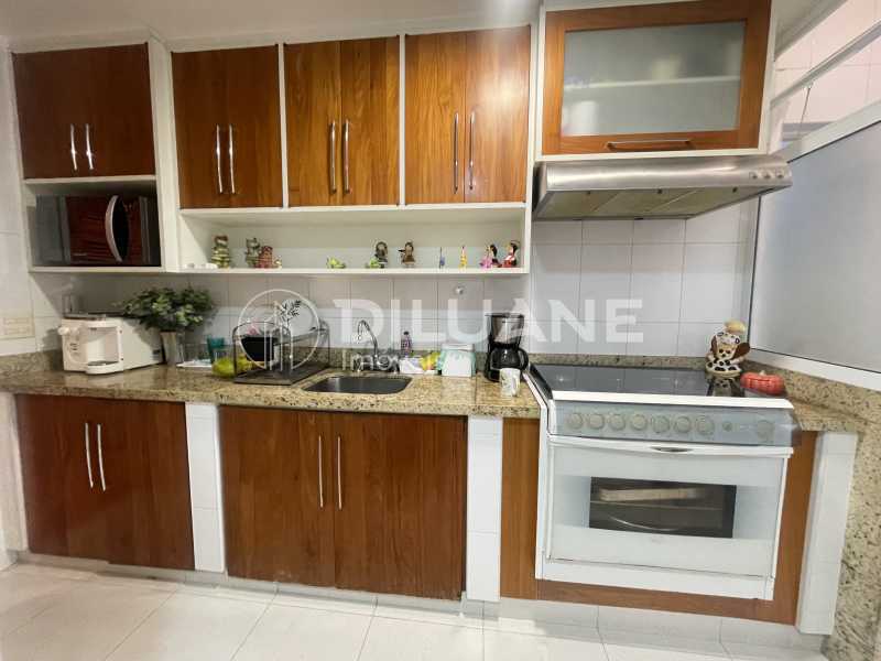 Apartamento à venda com 3 quartos, 115m² - Foto 27