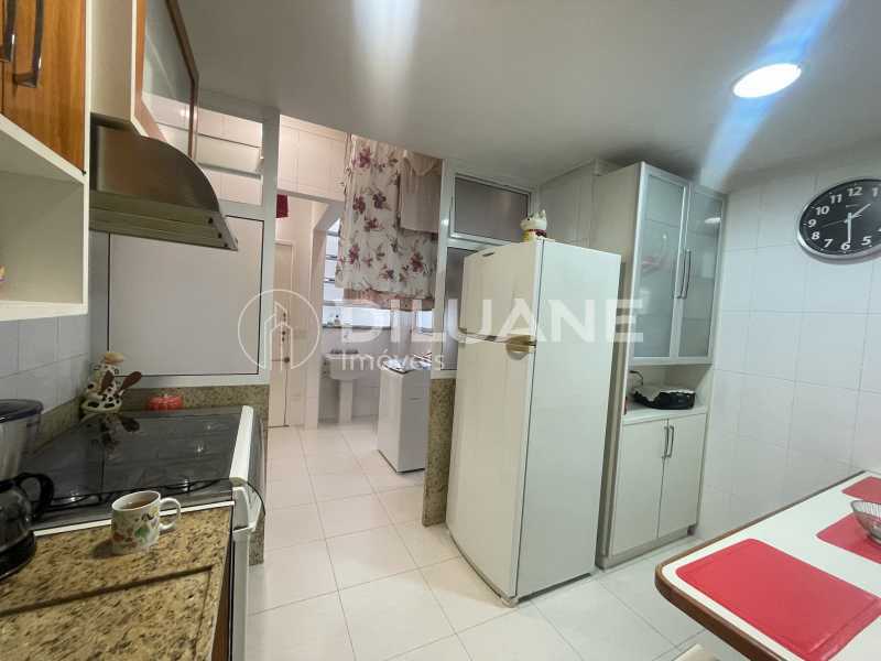 Apartamento à venda com 3 quartos, 115m² - Foto 30