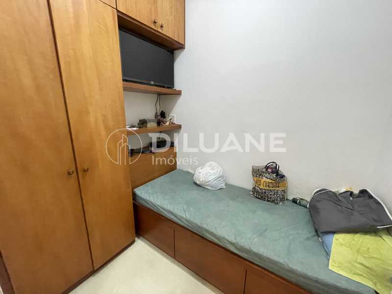 Apartamento à venda com 3 quartos, 115m² - Foto 32