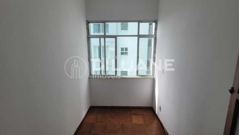 Apartamento à venda com 2 quartos, 66m² - Foto 3