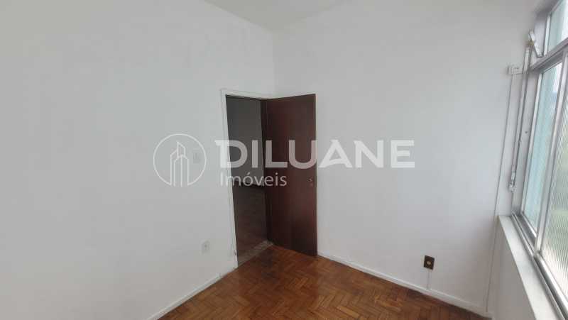 Apartamento à venda com 2 quartos, 66m² - Foto 6