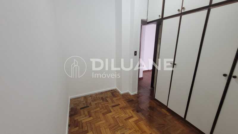 Apartamento à venda com 2 quartos, 66m² - Foto 9