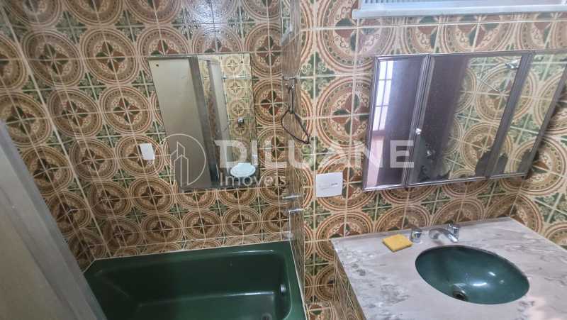 Apartamento à venda com 2 quartos, 66m² - Foto 12